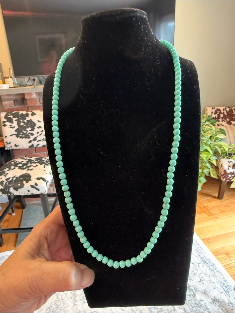 Turquoise Beaded Necklace - Elegant Light Green Strand
